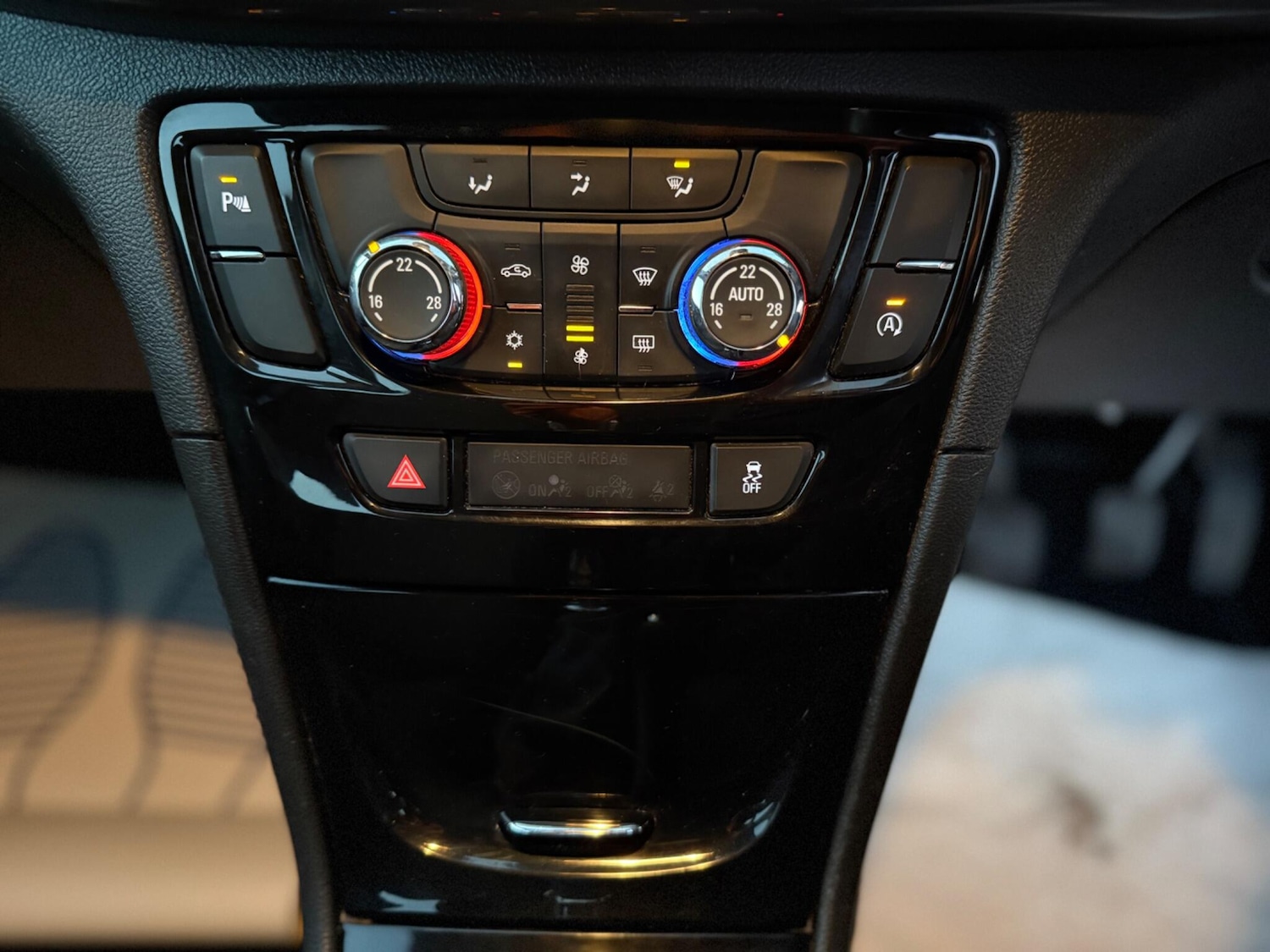 Used Vauxhall Mokka X 2017 for sale - 76992760: Photo 29