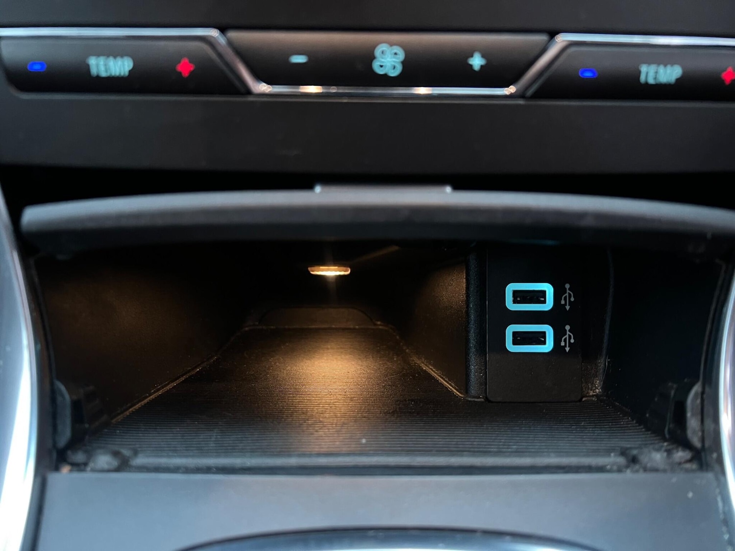 Used Ford Edge 2017 for sale - 77291659: Photo 53