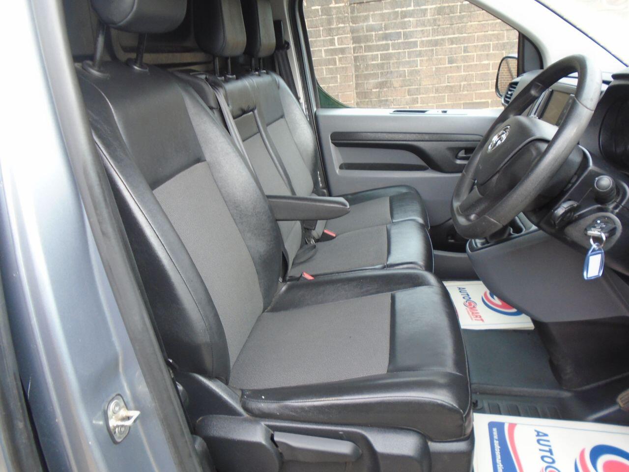 Used Vauxhall Vivaro for sale - 78214351: Photo 12