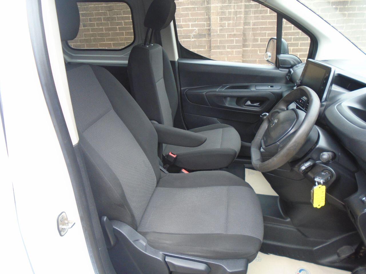 Used Peugeot Partner 2021 for sale - 77040596: Photo 12