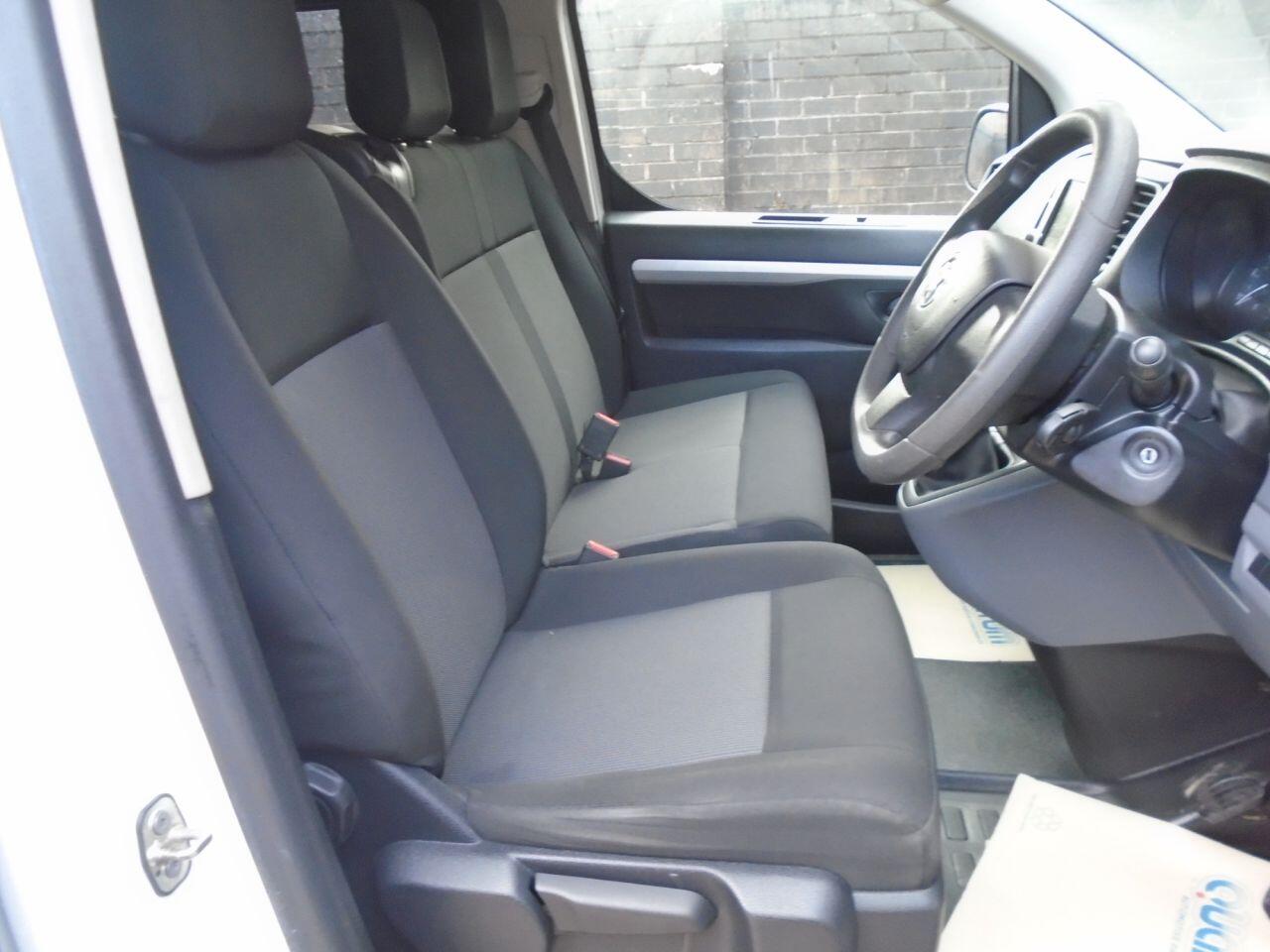 Used Vauxhall Vivaro 2019 for sale - 77040883: Photo 12