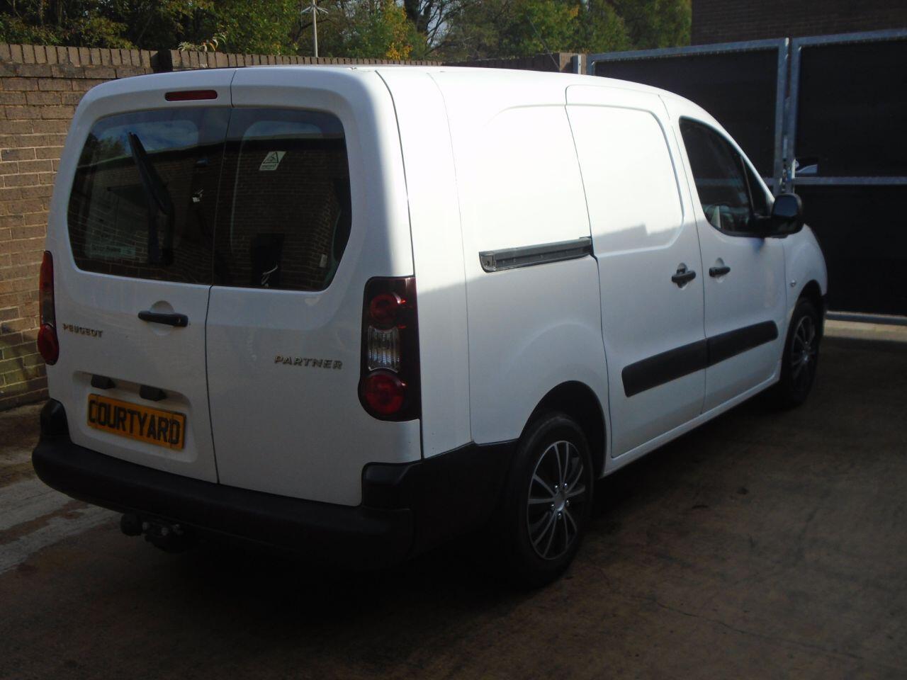 Used Peugeot Partner 2015 for sale - 77039851: Photo 10