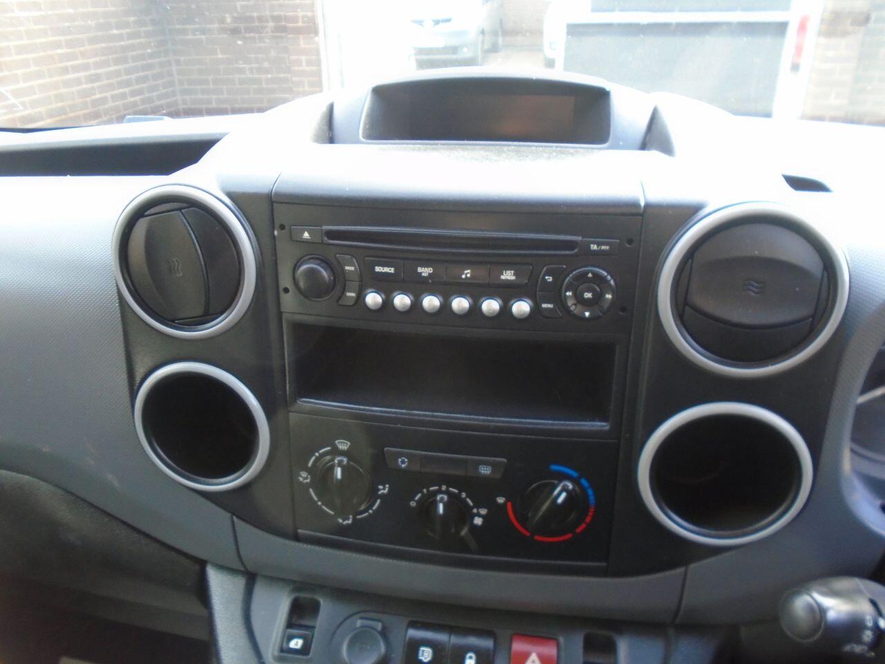 Used Peugeot Partner 2015 for sale - 77039851: Photo 17