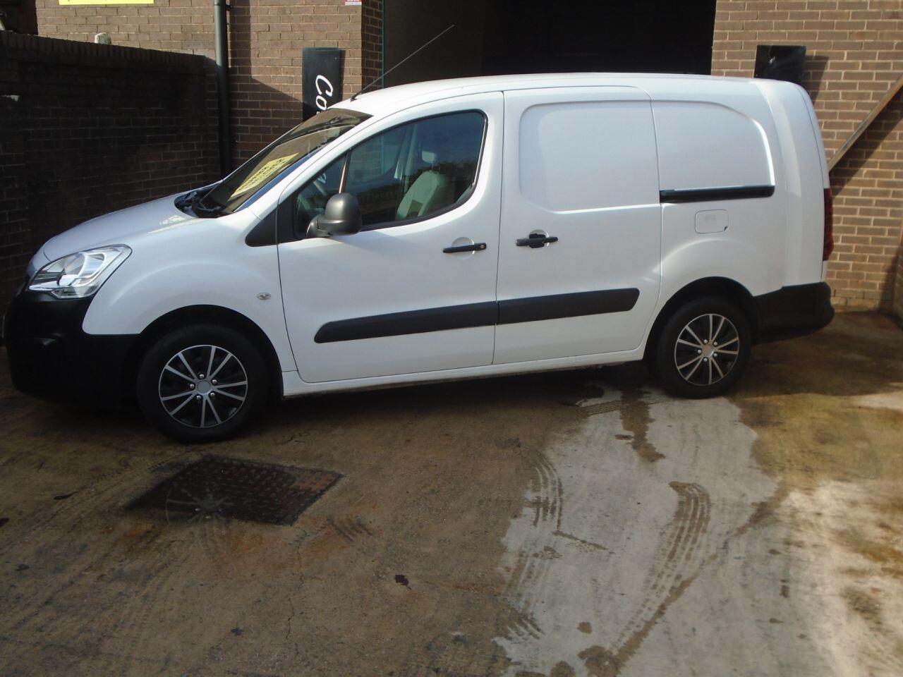 Used Peugeot Partner 2015 for sale - 77039851: Photo 5