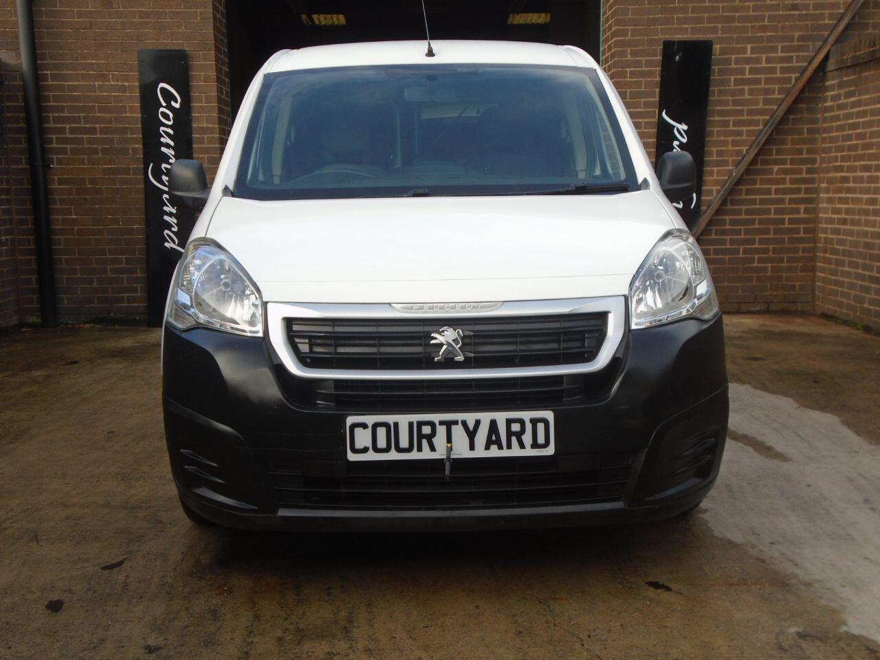 Used Peugeot Partner 2015 for sale - 77039851: Photo 6