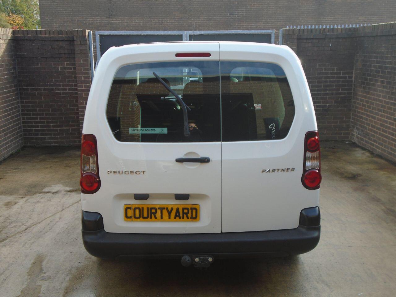 Used Peugeot Partner 2015 for sale - 77039851: Photo 9