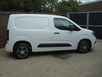 Used Vauxhall Combo 2020 for sale - 75729075: Photo