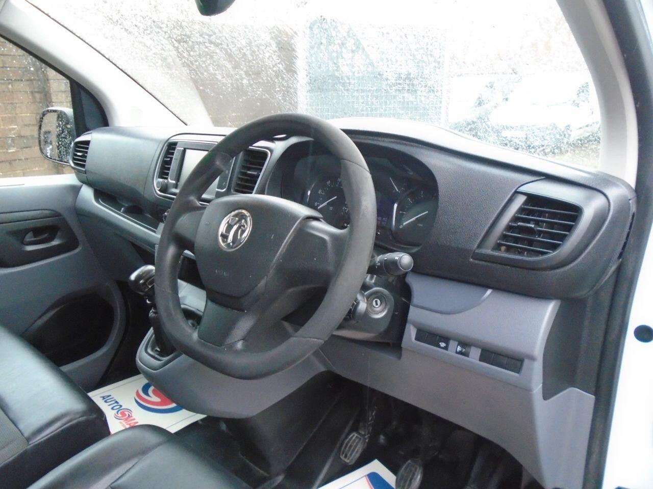 Used Vauxhall Vivaro for sale - 77468027: Photo 12