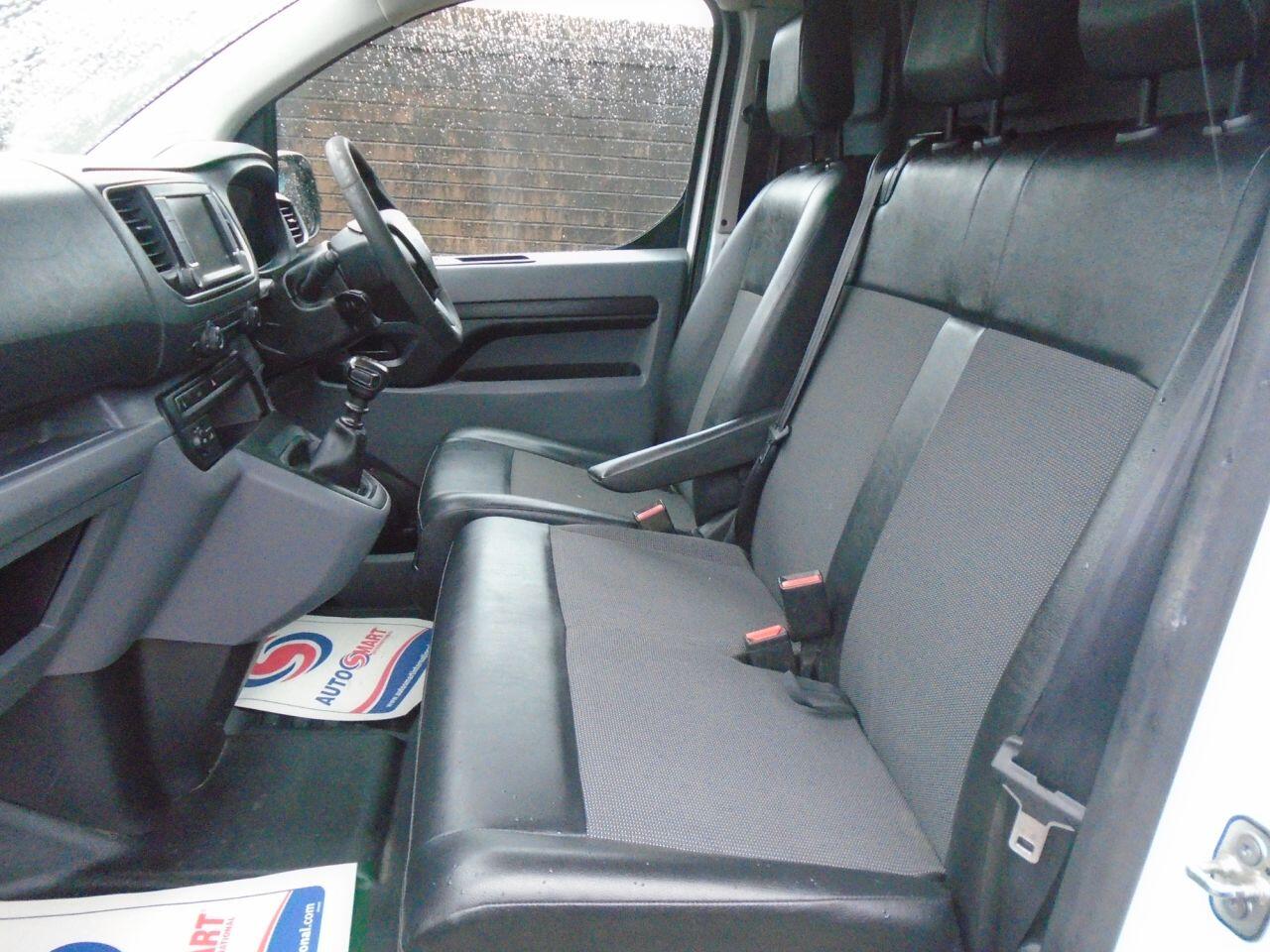 Used Vauxhall Vivaro for sale - 77468027: Photo 21