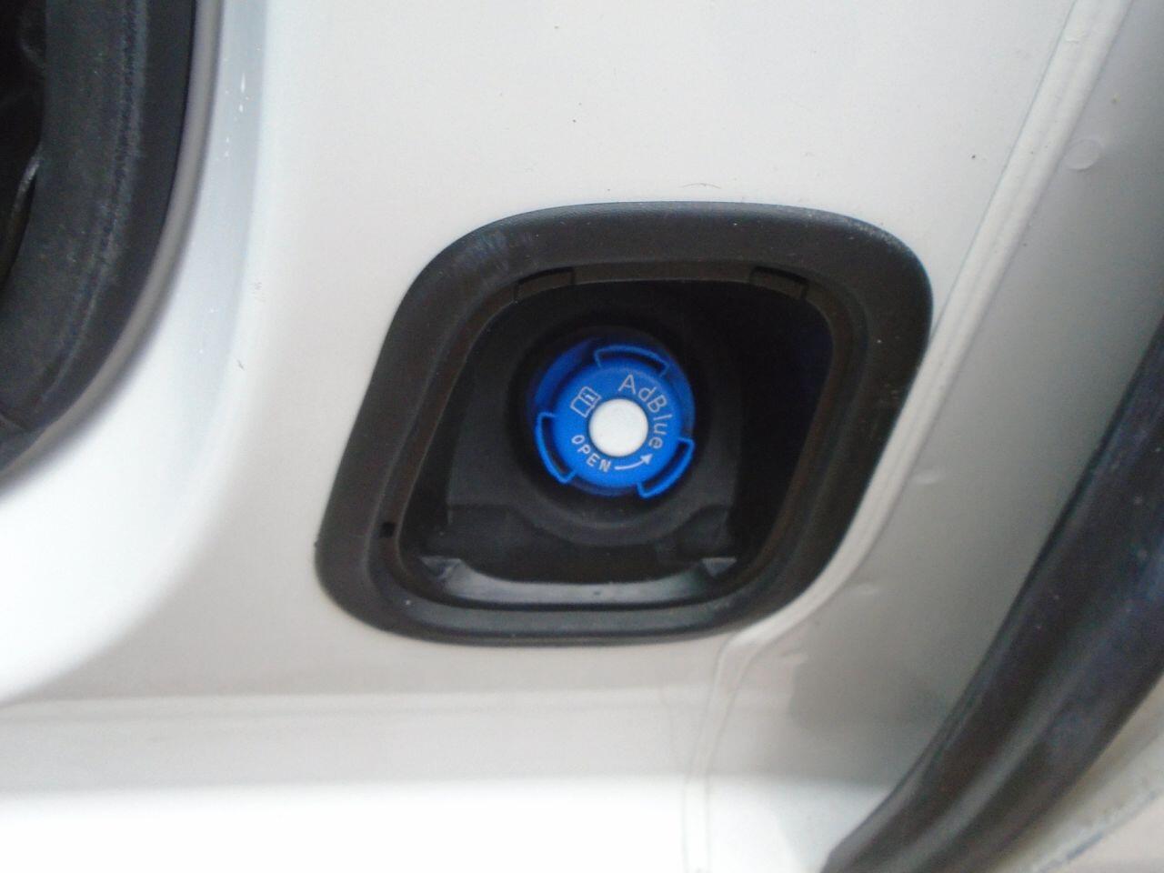 Used Vauxhall Vivaro for sale - 77468027: Photo 23