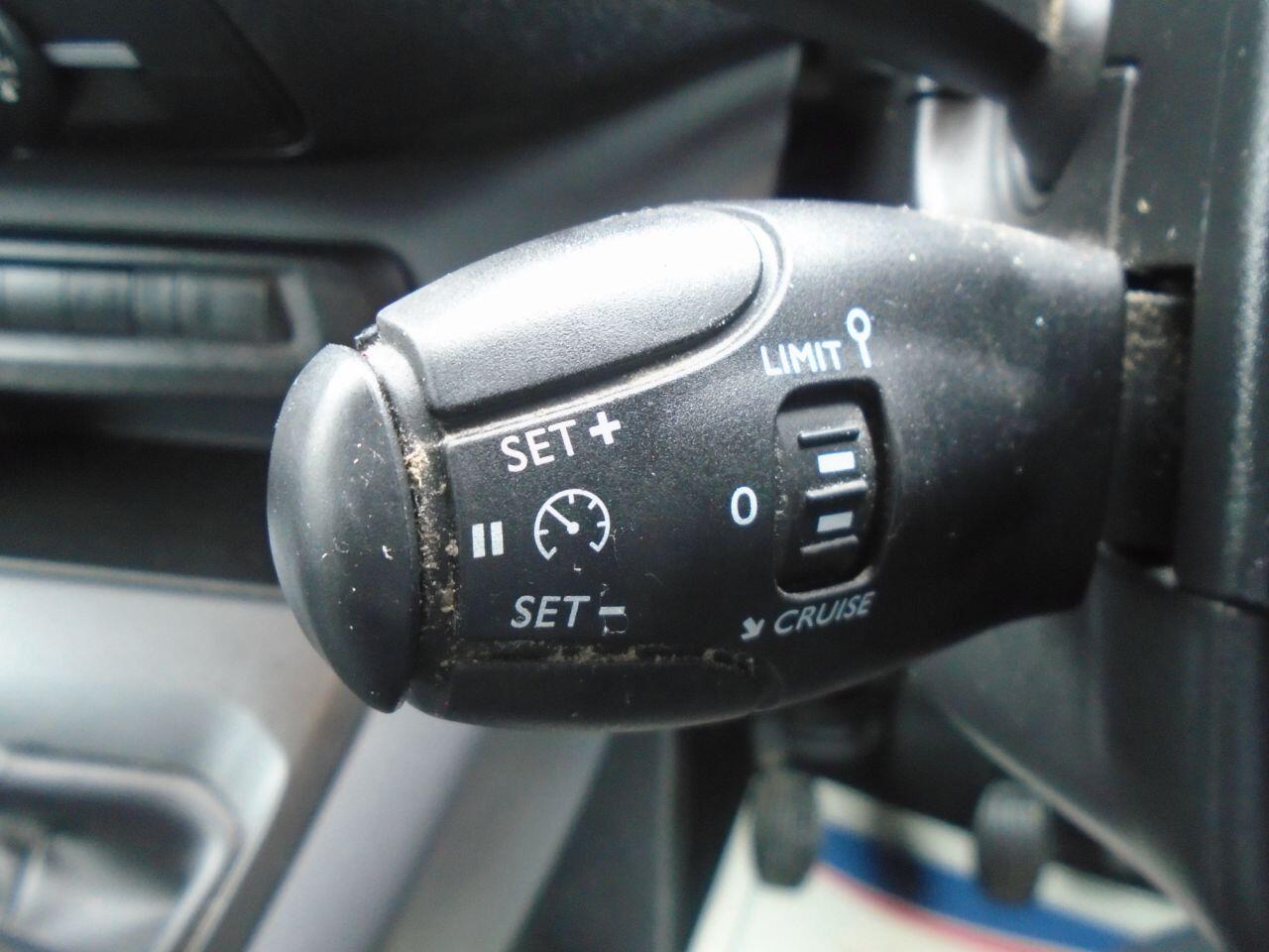 Used Vauxhall Vivaro for sale - 77468027: Photo 31