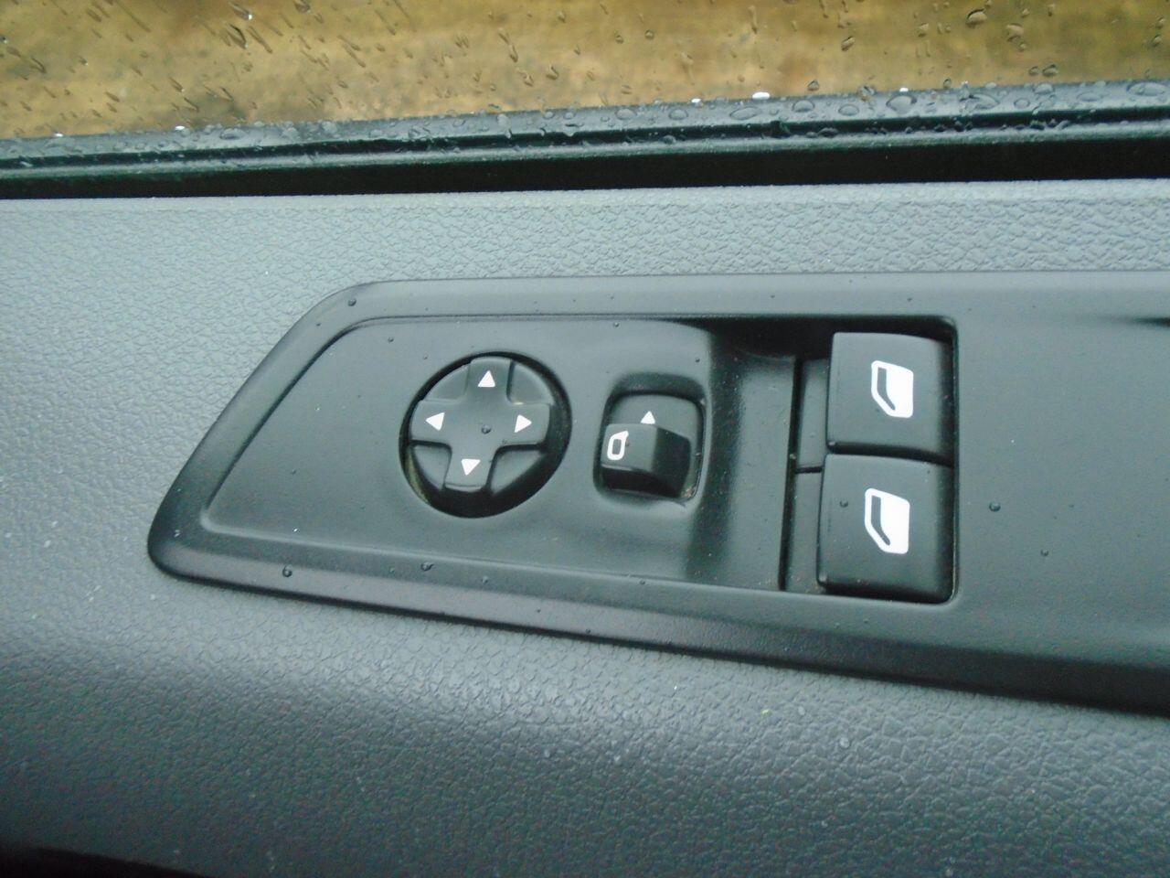 Used Vauxhall Vivaro for sale - 77468027: Photo 33