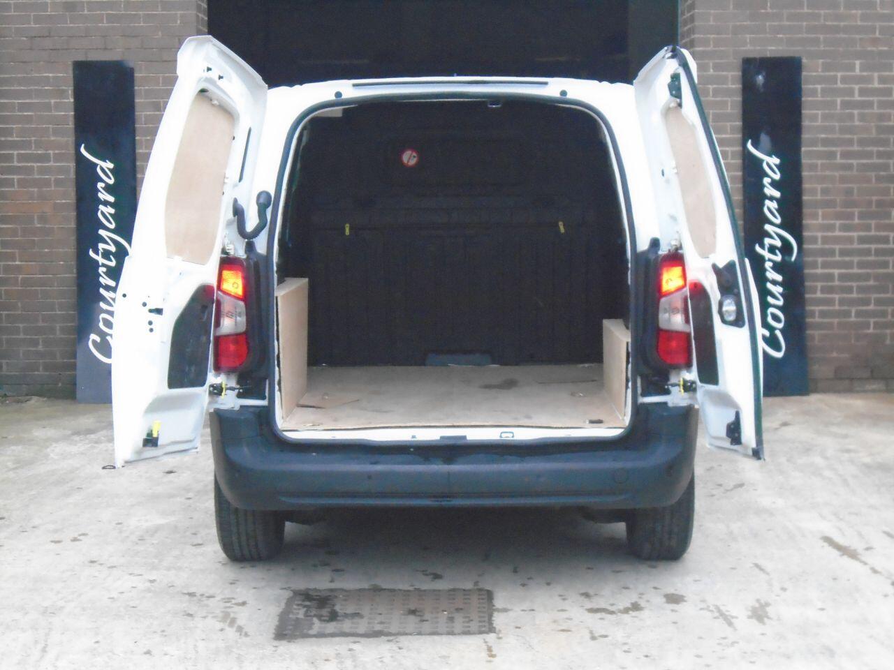 Used Peugeot Partner 2021 for sale - 77040049: Photo 10