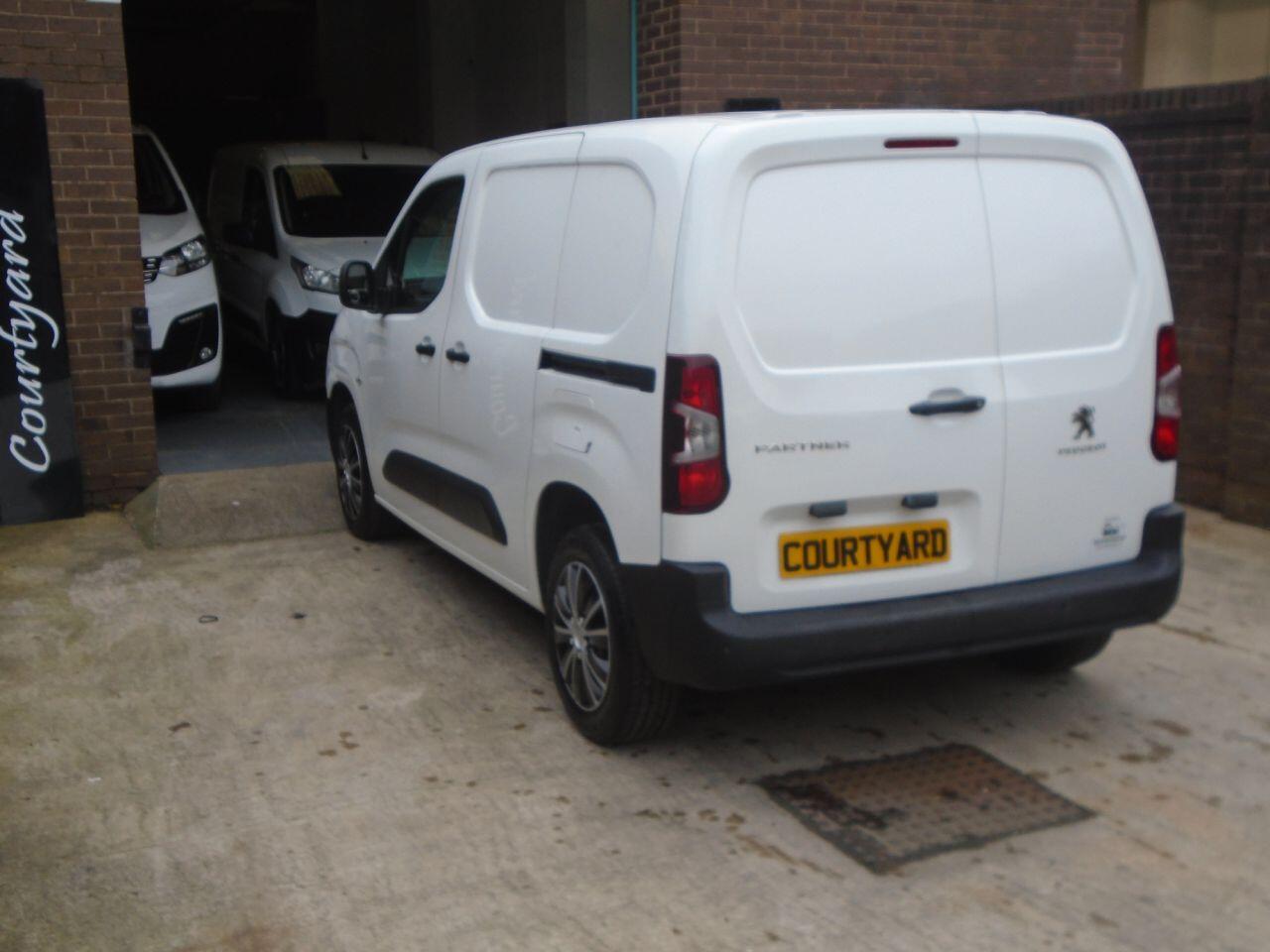 Used Peugeot Partner 2021 for sale - 77040049: Photo 7