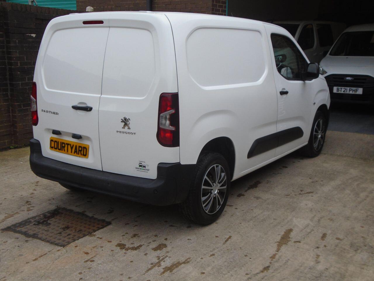 Used Peugeot Partner 2021 for sale - 77040049: Photo 9