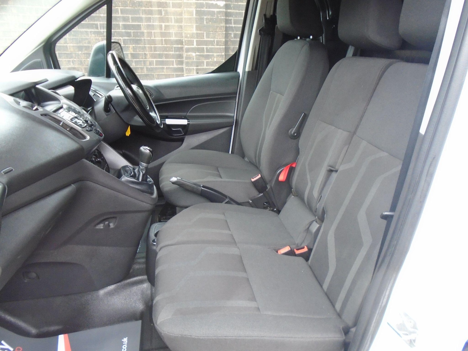 Used Ford Transit Connect 2017 for sale - 76993271: Photo 21