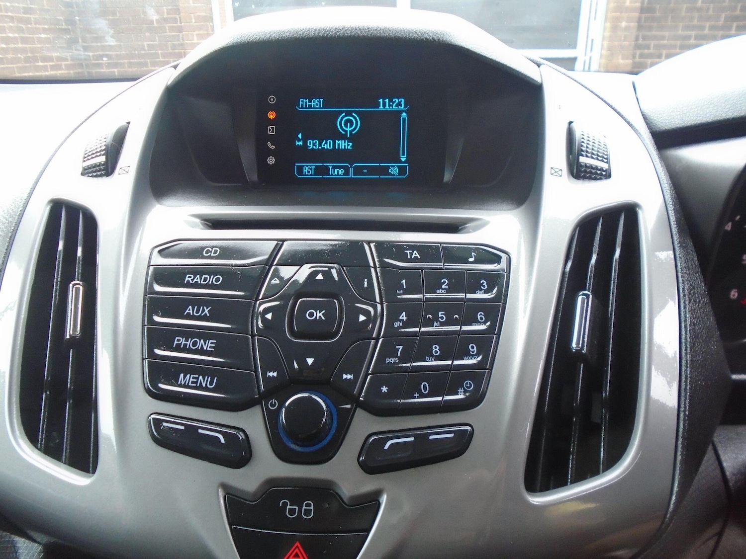 Used Ford Transit Connect 2017 for sale - 76993271: Photo 30