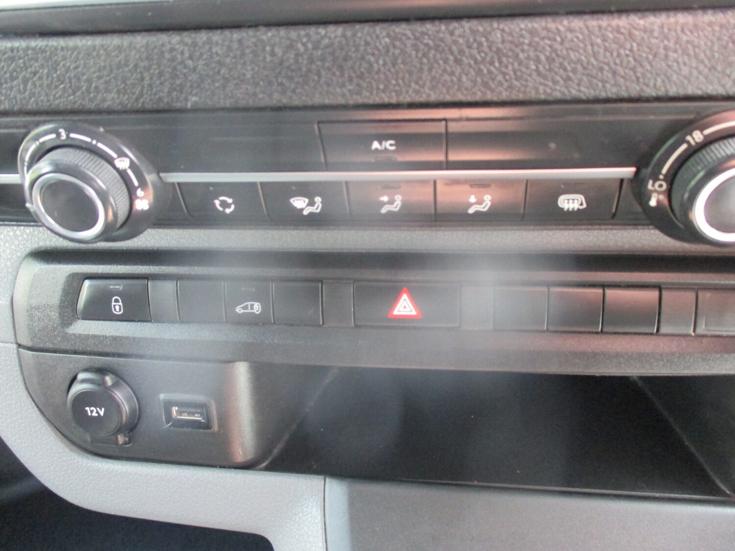 Used Vauxhall Vivaro 2020 for sale - 76131095: Photo 13