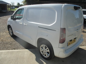 Used Peugeot Partner 2019 for sale - 76063982: Photo
