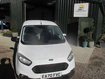 Used Ford Transit Courier 2020 for sale - 76004638: Photo