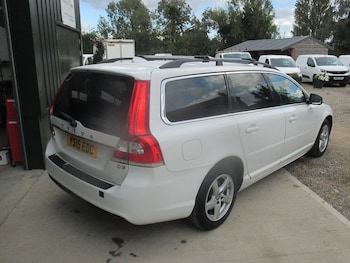 Used Volvo V70 2015 for sale - 75895123: Photo