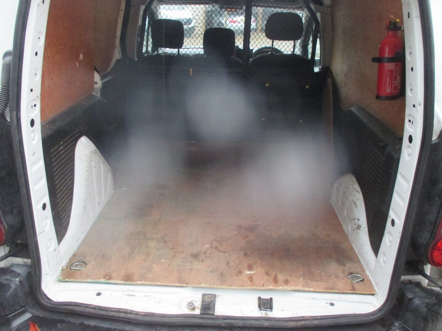 Used Peugeot Partner 2017 for sale - 76532309: Photo 11