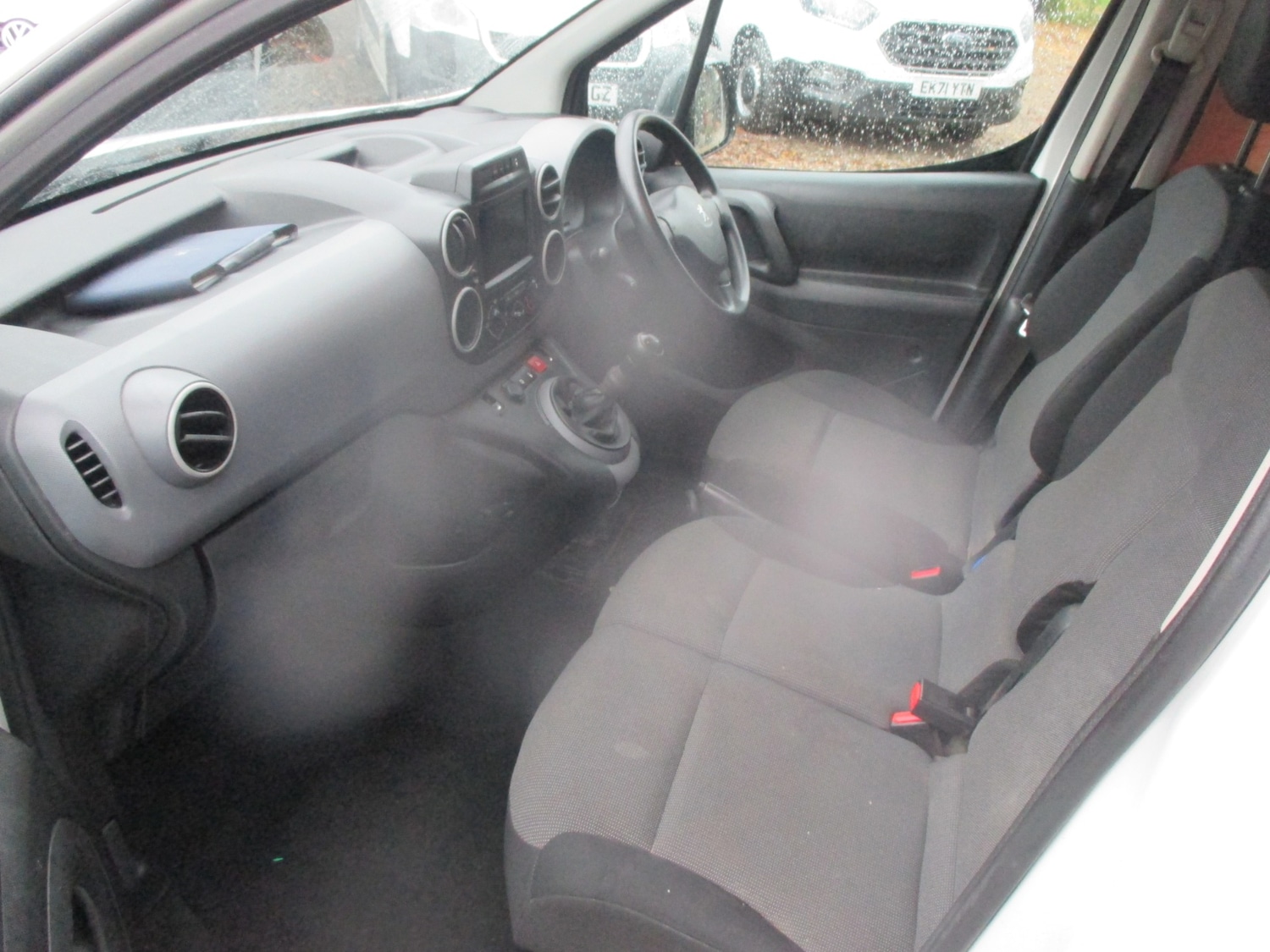 Used Peugeot Partner 2017 for sale - 76532309: Photo 13