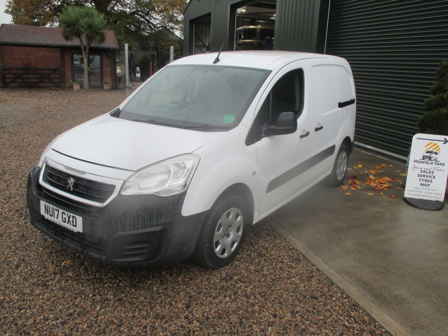 Used Peugeot Partner 2017 for sale - 76532309: Photo 4