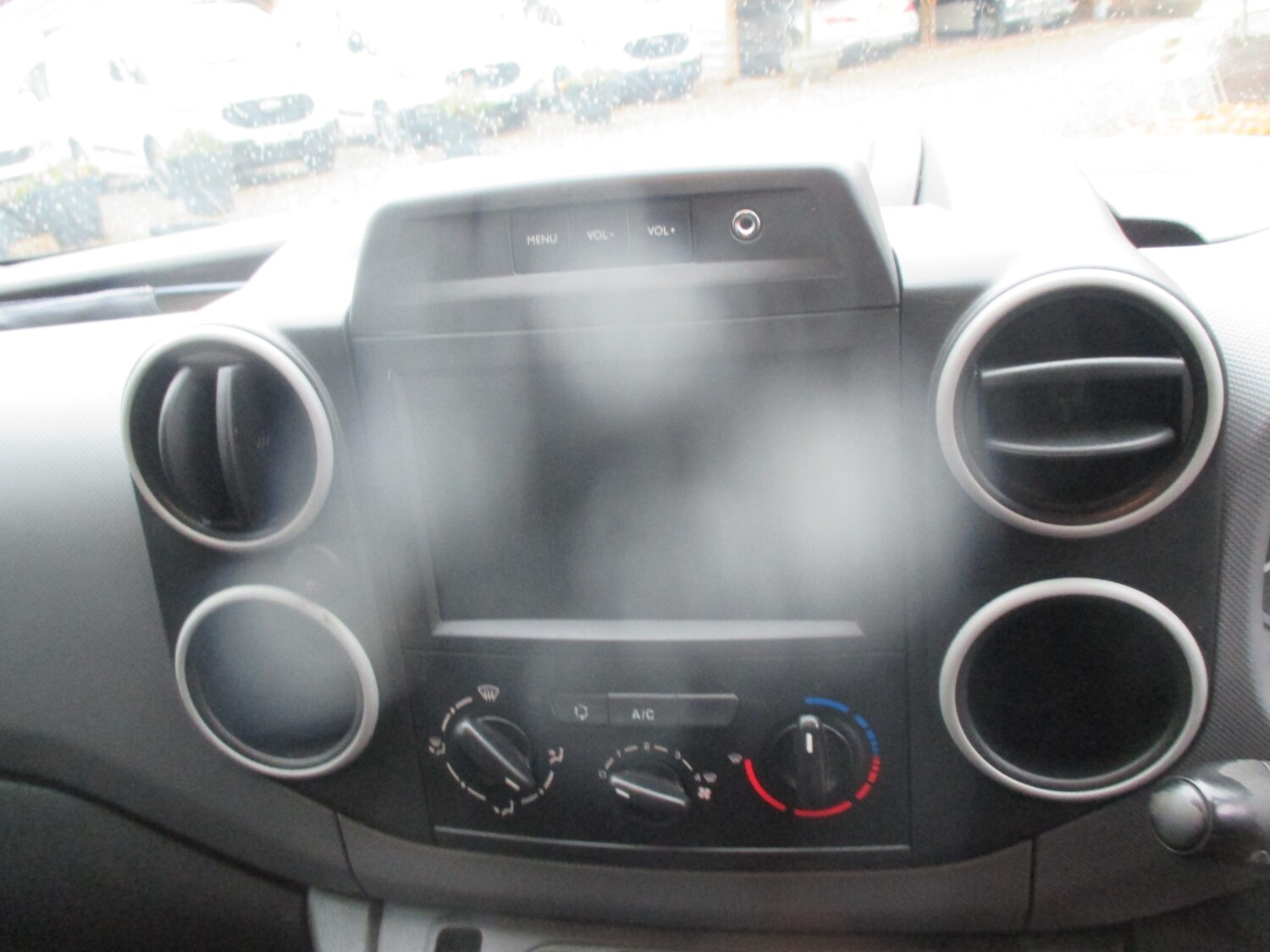 Used Peugeot Partner 2017 for sale - 76532309: Photo 8