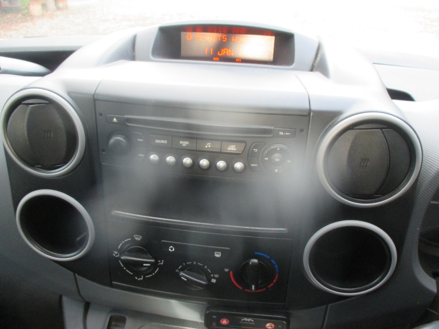 Used Peugeot Partner 2014 for sale - 76735689: Photo 15