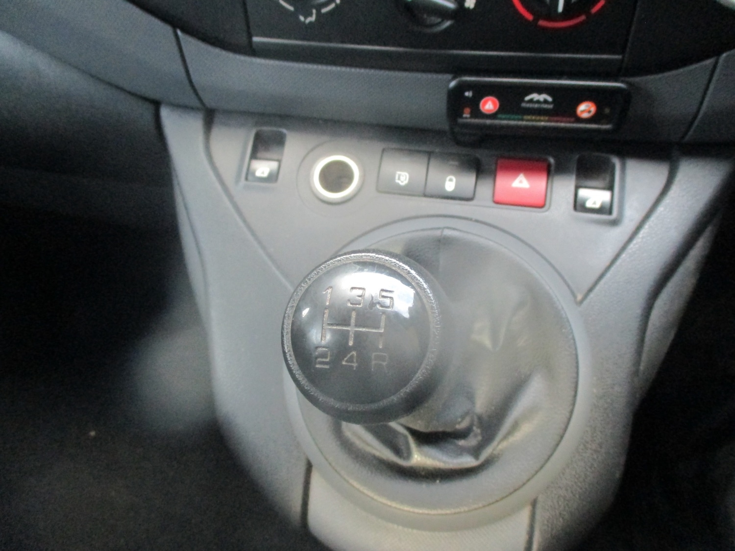 Used Peugeot Partner 2014 for sale - 76735689: Photo 16