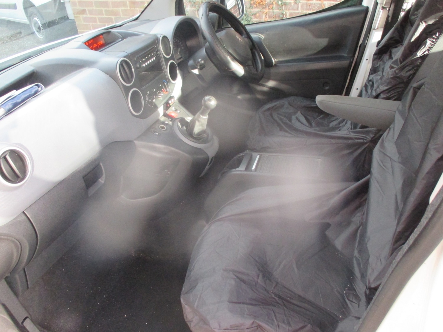 Used Peugeot Partner 2014 for sale - 76735689: Photo 21