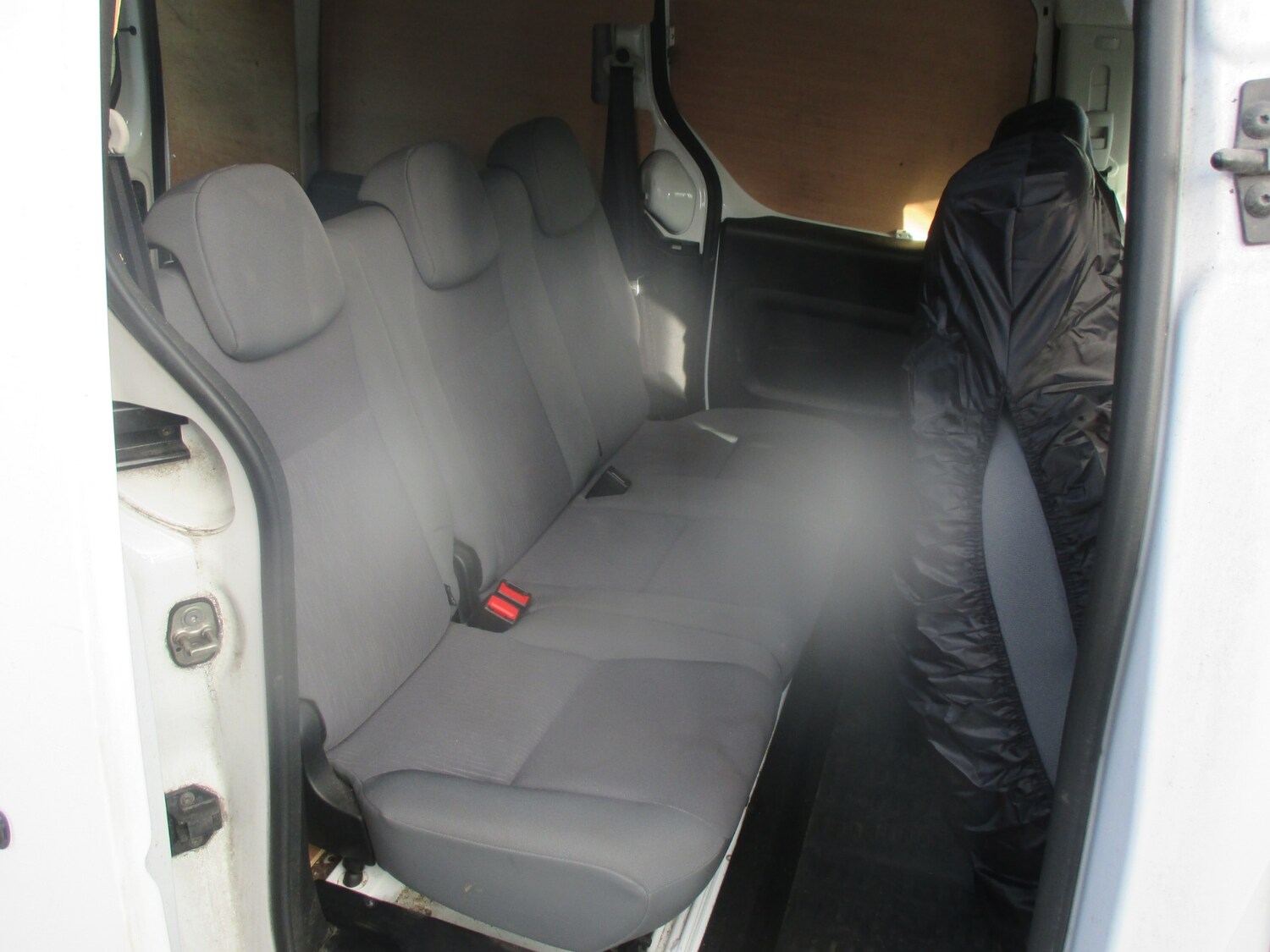 Used Peugeot Partner 2014 for sale - 76735689: Photo 6