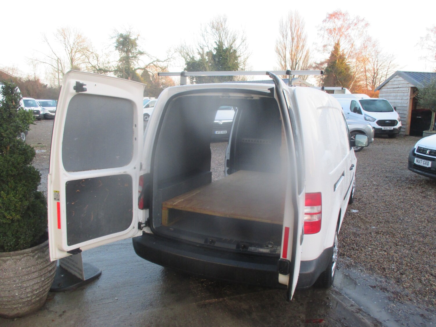 Used Volkswagen Caddy 2014 for sale - 76921980: Photo 10