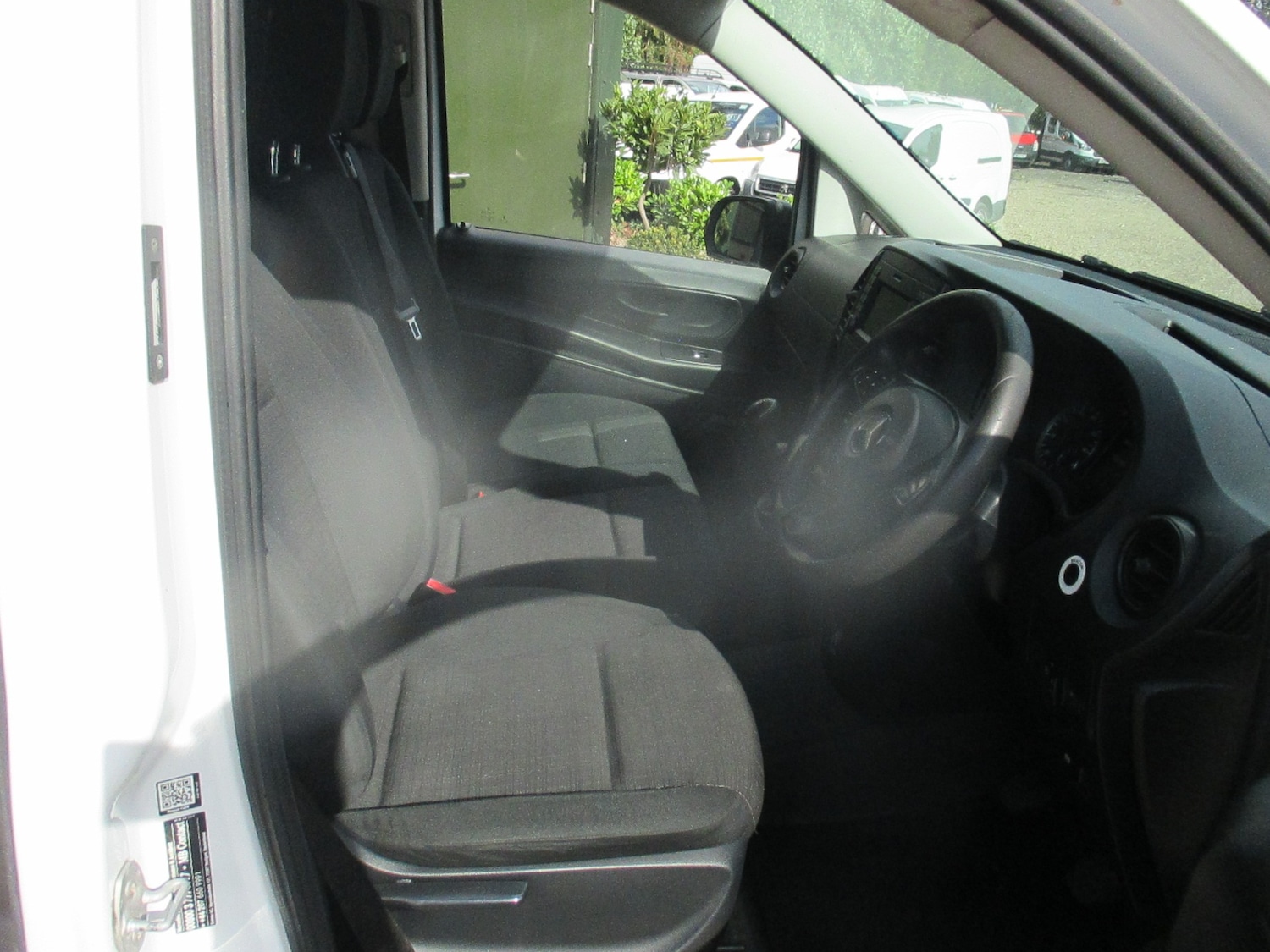 Used Mercedes-Benz Vito 2019 for sale - 75984000: Photo 11