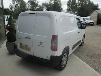 Used Peugeot Partner 2020 for sale - 75418044: Photo