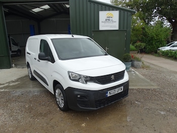 Used Peugeot Partner 2021 for sale - 76231670: Photo