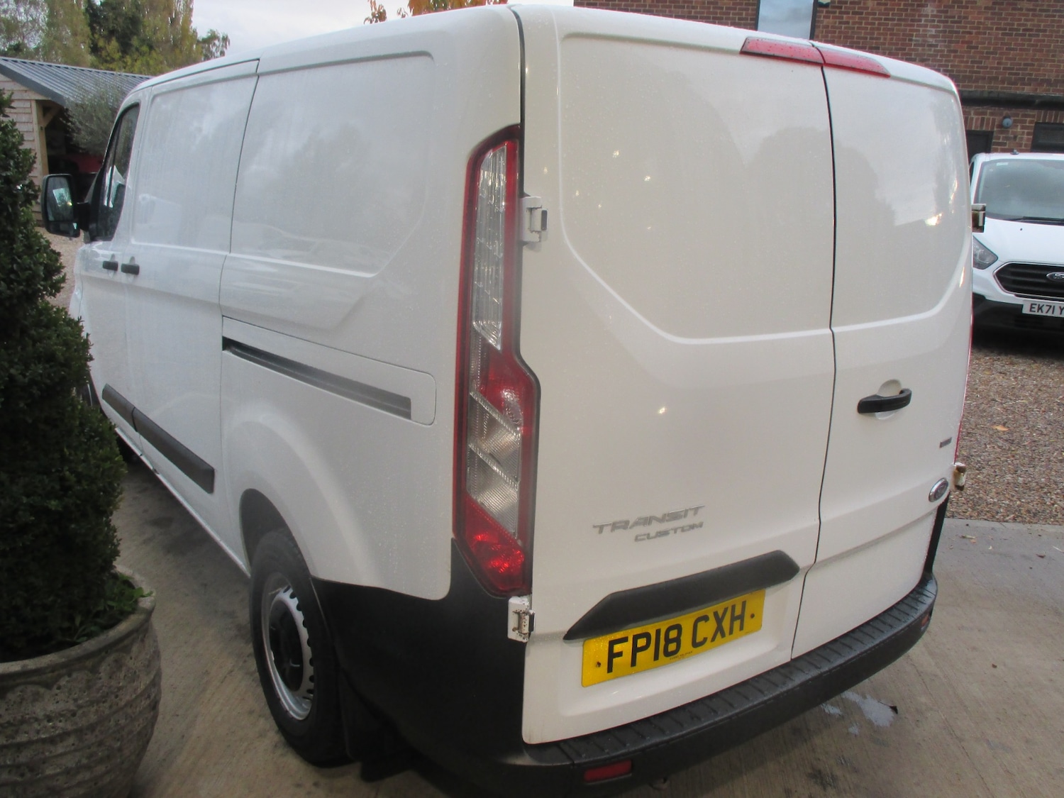 Used Ford Transit Custom 2018 for sale - 76452486: Photo 5