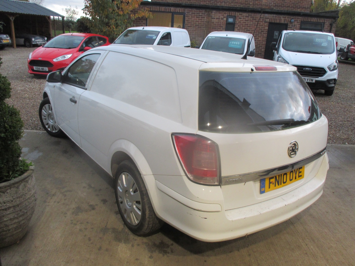 Used Vauxhall Astra Van 2010 for sale - 76452717: Photo 5