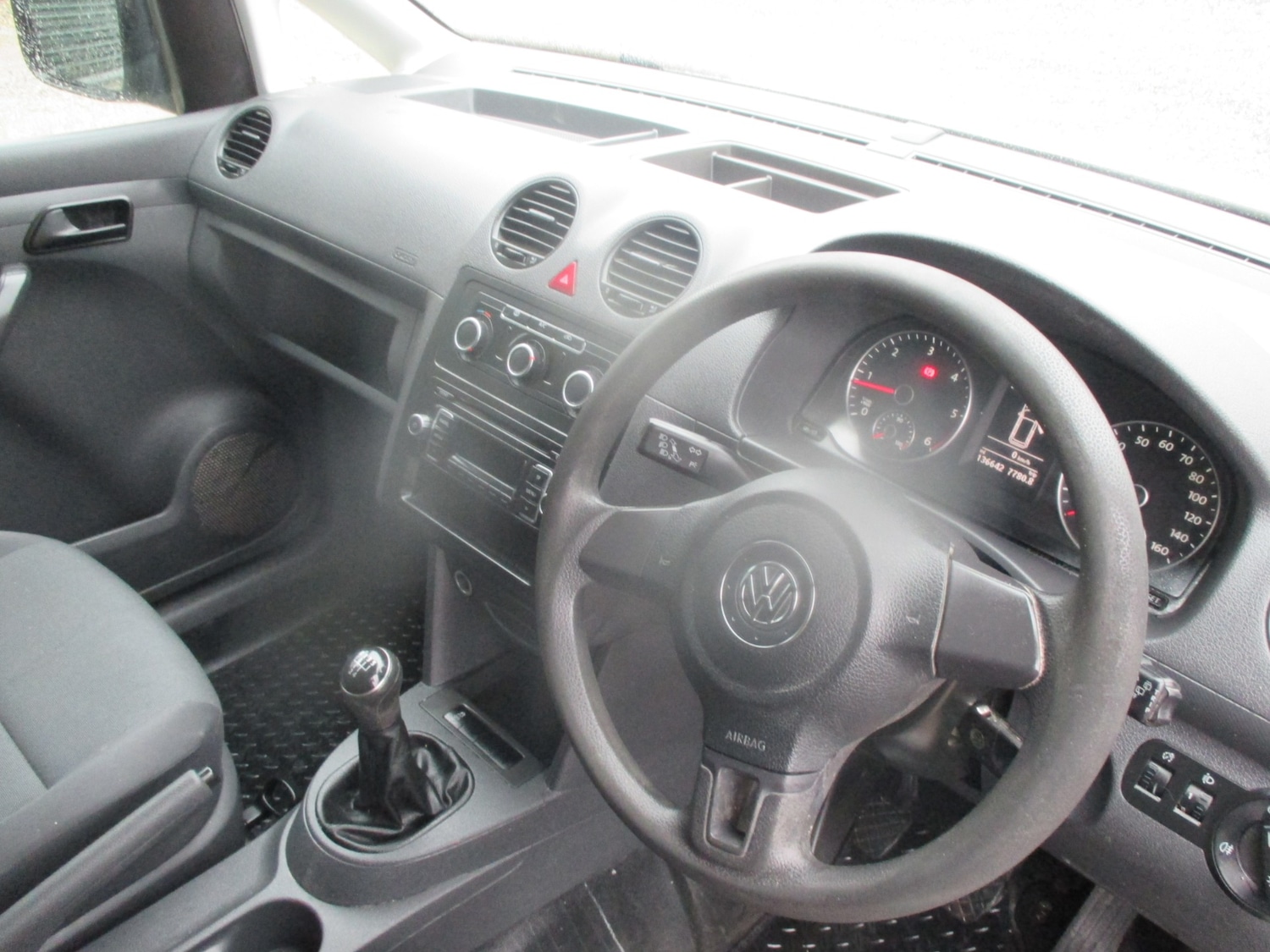 Used Volkswagen Caddy 2015 for sale - 76428439: Photo 13