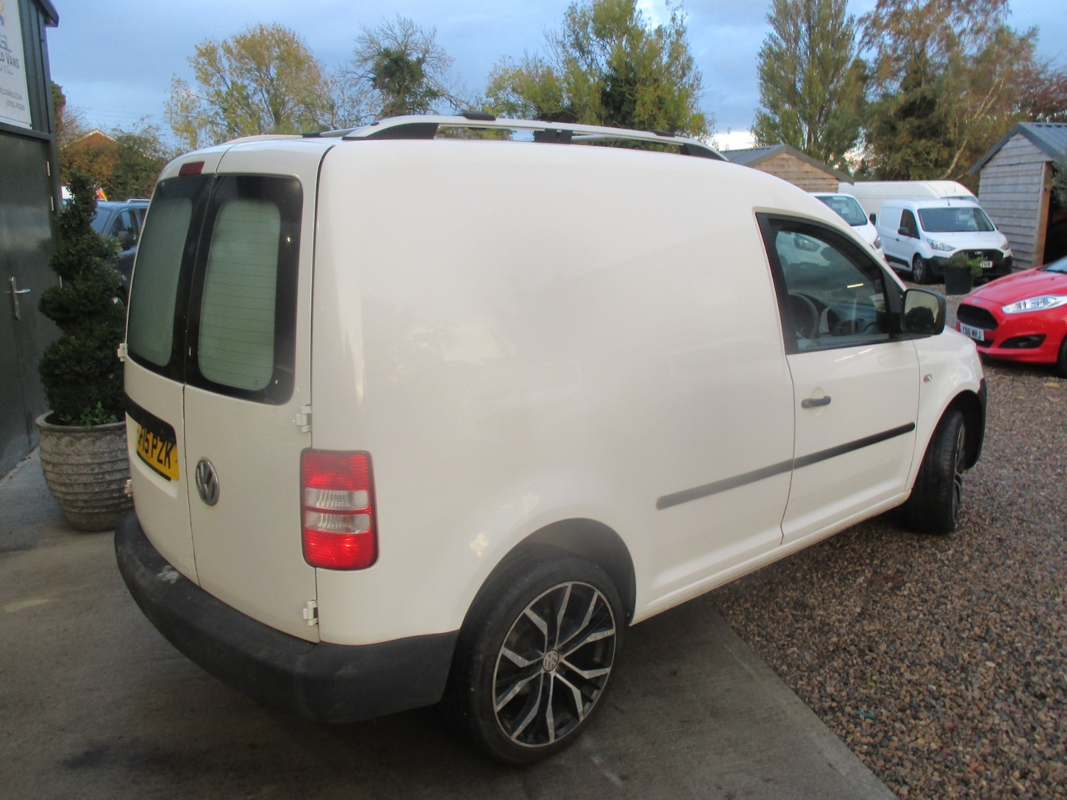 Used Volkswagen Caddy 2015 for sale - 76428439: Photo 6