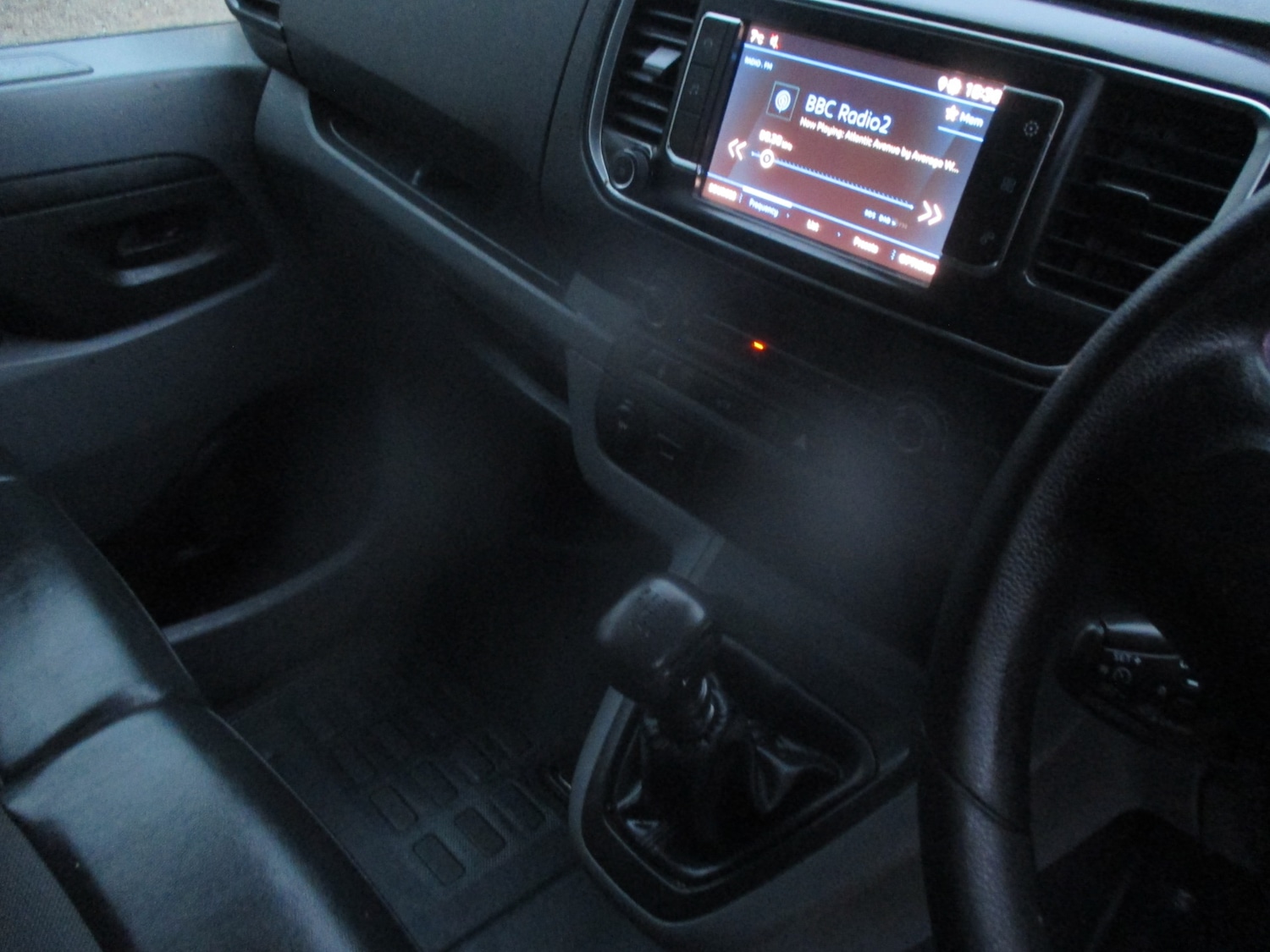 Used Peugeot Expert 2021 for sale - 76817677: Photo 25