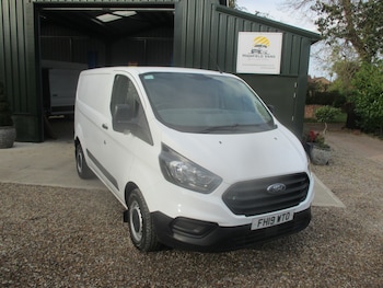 2019 (19) - 2.0 TDCi 105ps Low Roof Van NO VAT