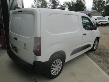 Used Peugeot Partner 2020 for sale - 75917738: Photo