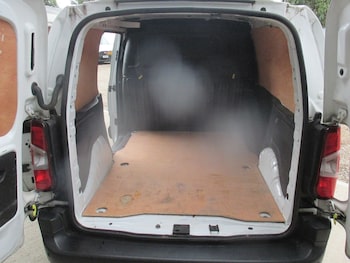 Used Peugeot Partner 2020 for sale - 75917738: Photo