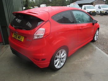 Used Ford Fiesta 2016 for sale - 75981809: Photo
