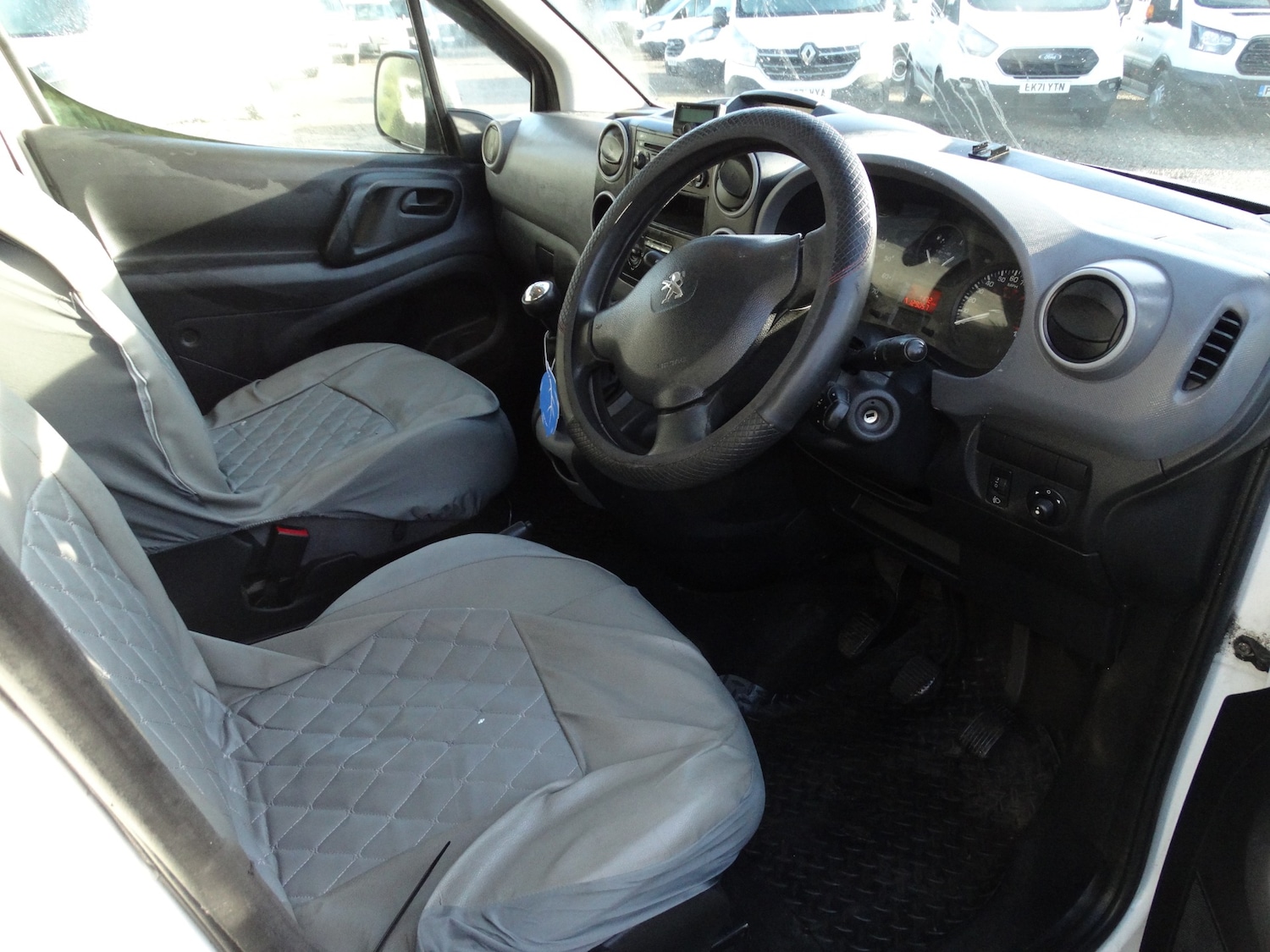 Used Peugeot Partner 2013 for sale - 77207408: Photo 4