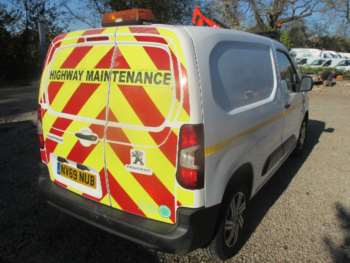 Used Peugeot Partner 2020 for sale - 74259632: Photo