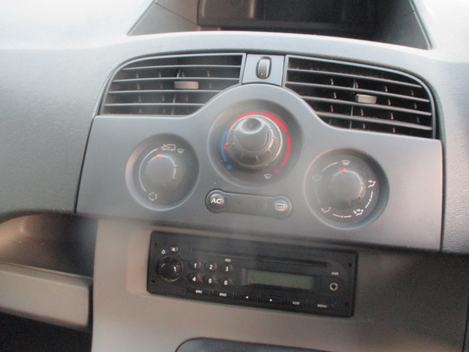 Used Renault Kangoo 2009 for sale - 76426803: Photo 11