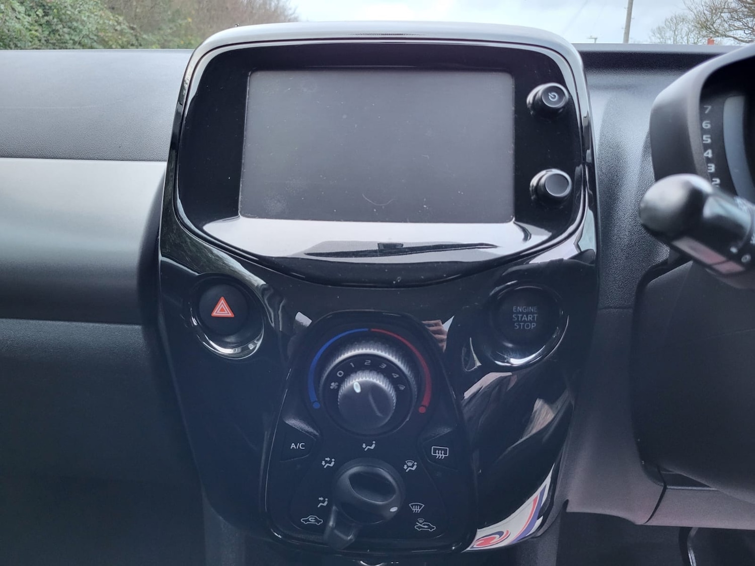 Used Peugeot 108 2015 for sale - 77103426: Photo 16